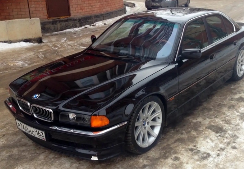 Передняя панель BMW e38